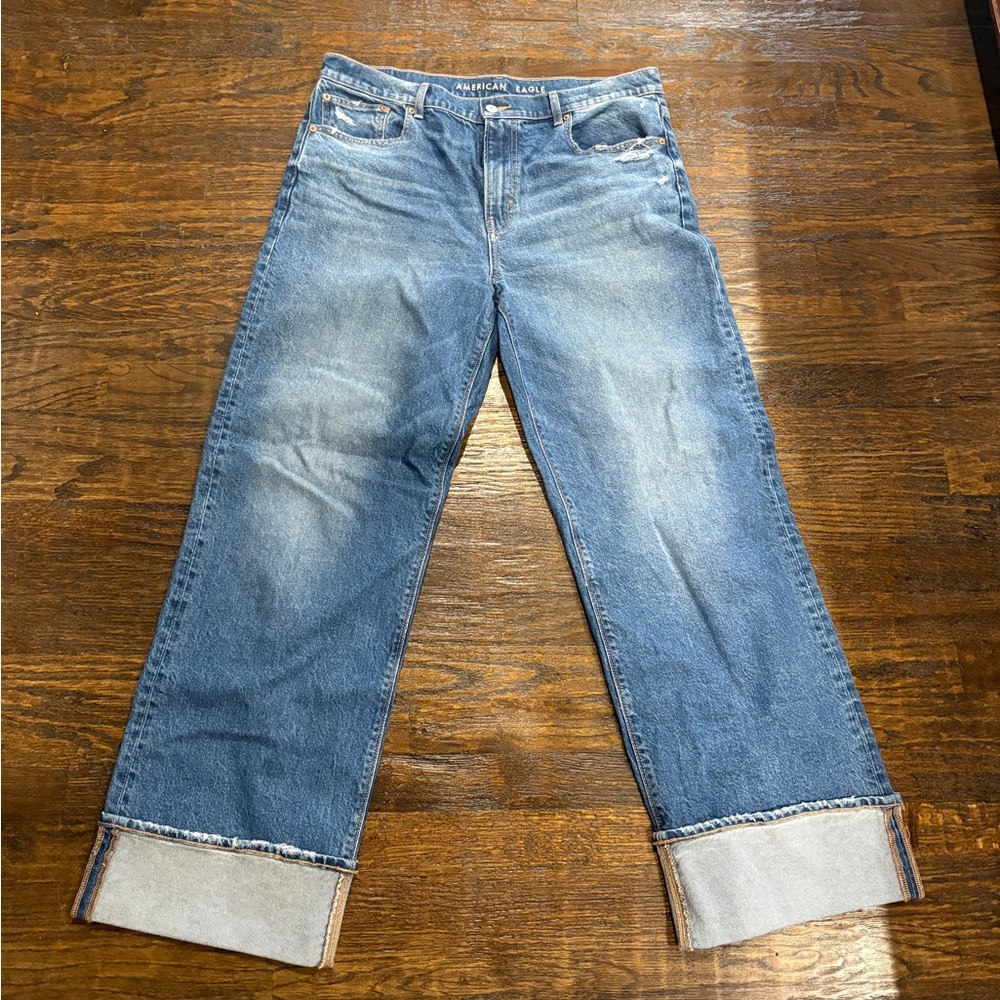 American Eagle
Stovepipe Jean
Blue 
Size 14